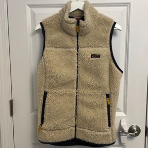 LL Bean Women's Sherpa Vest size L